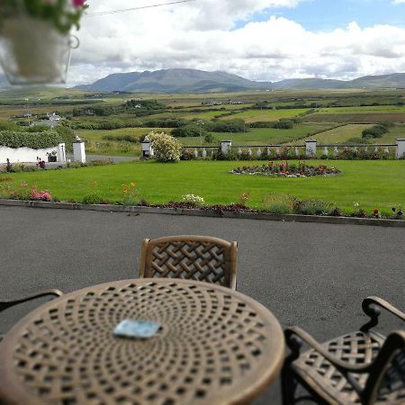 The Three Arches Bed and Breakfast Louisburgh Exteriör bild