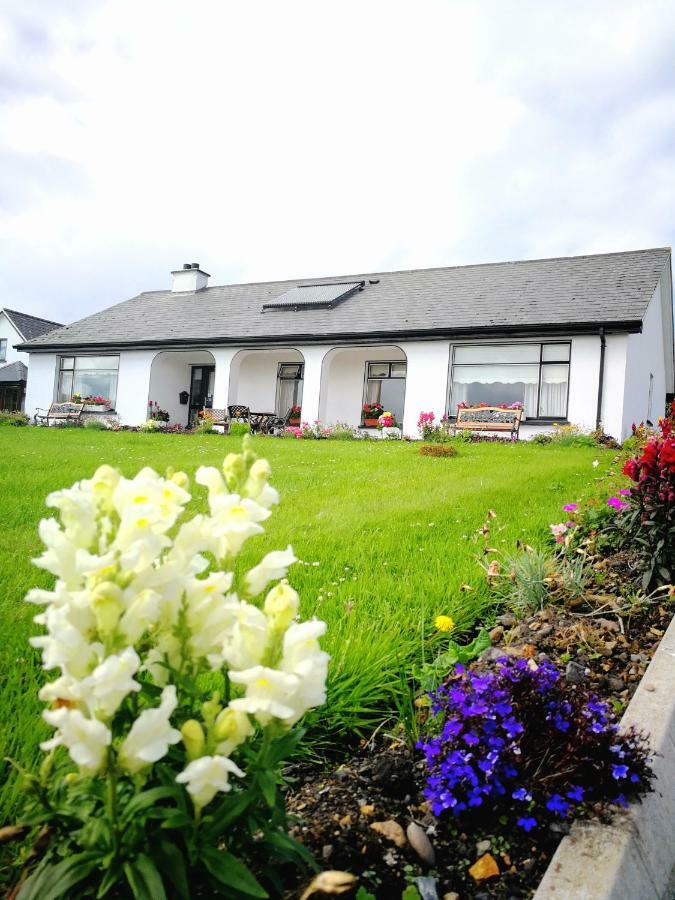 The Three Arches Bed and Breakfast Louisburgh Exteriör bild